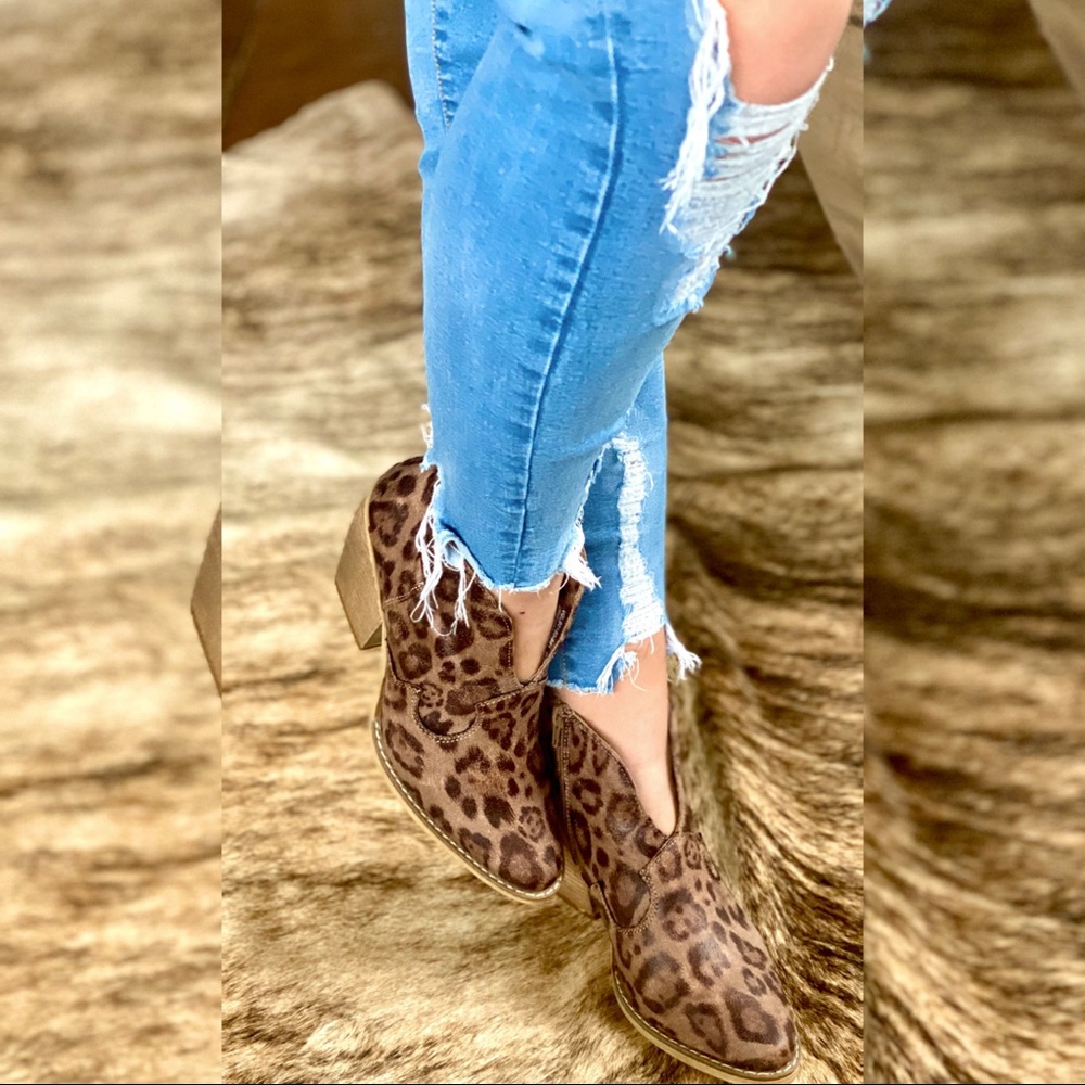 Leopard Booties (Brand New Never Worn)
